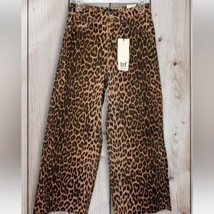 ISO: Searching for!  ZARA | Animal Print Mid Rise denim Culotte | Sz 10 28/29